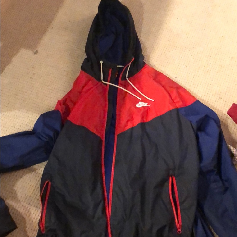 Nike lightweight jacket